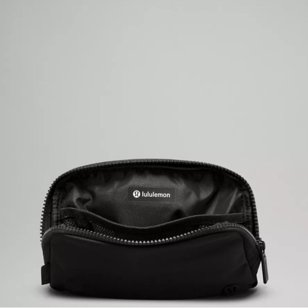 lululemon black bag